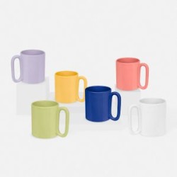 TAZA DE CERAMICA CON TERMINADO BRILLANTE