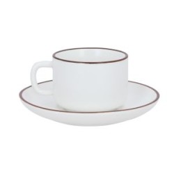 Taza y plato de cerámica con acabado mate