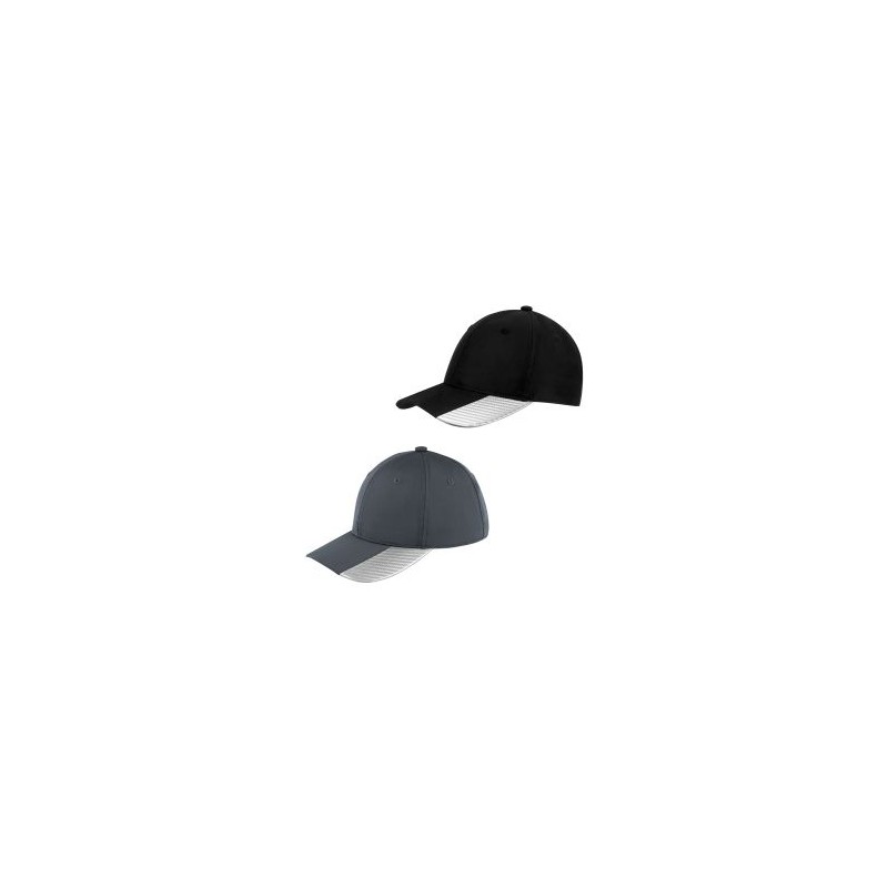 GORRA CON BROCHE