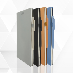 AGENDA SEMANAL ESCRITORIO 2025 - CON BOLIGRAFO - (19.1 X 26 CM)