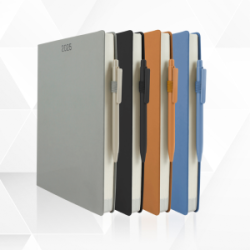 AGENDA DIARIA 2025 - CON BOLIGRAFO - (19.1 X 26 CM)